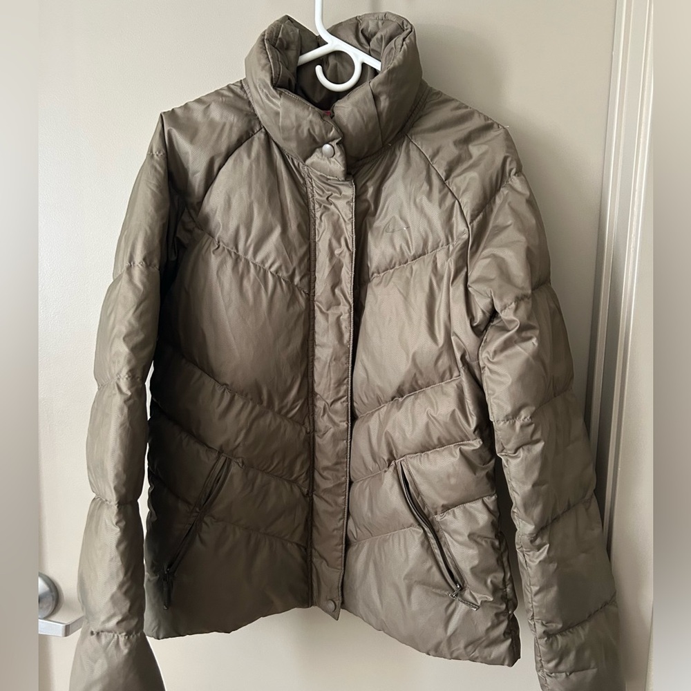 Vintage Y2K Nike Olive Puffer Jacket with Pink Interior Sz L 12-14
